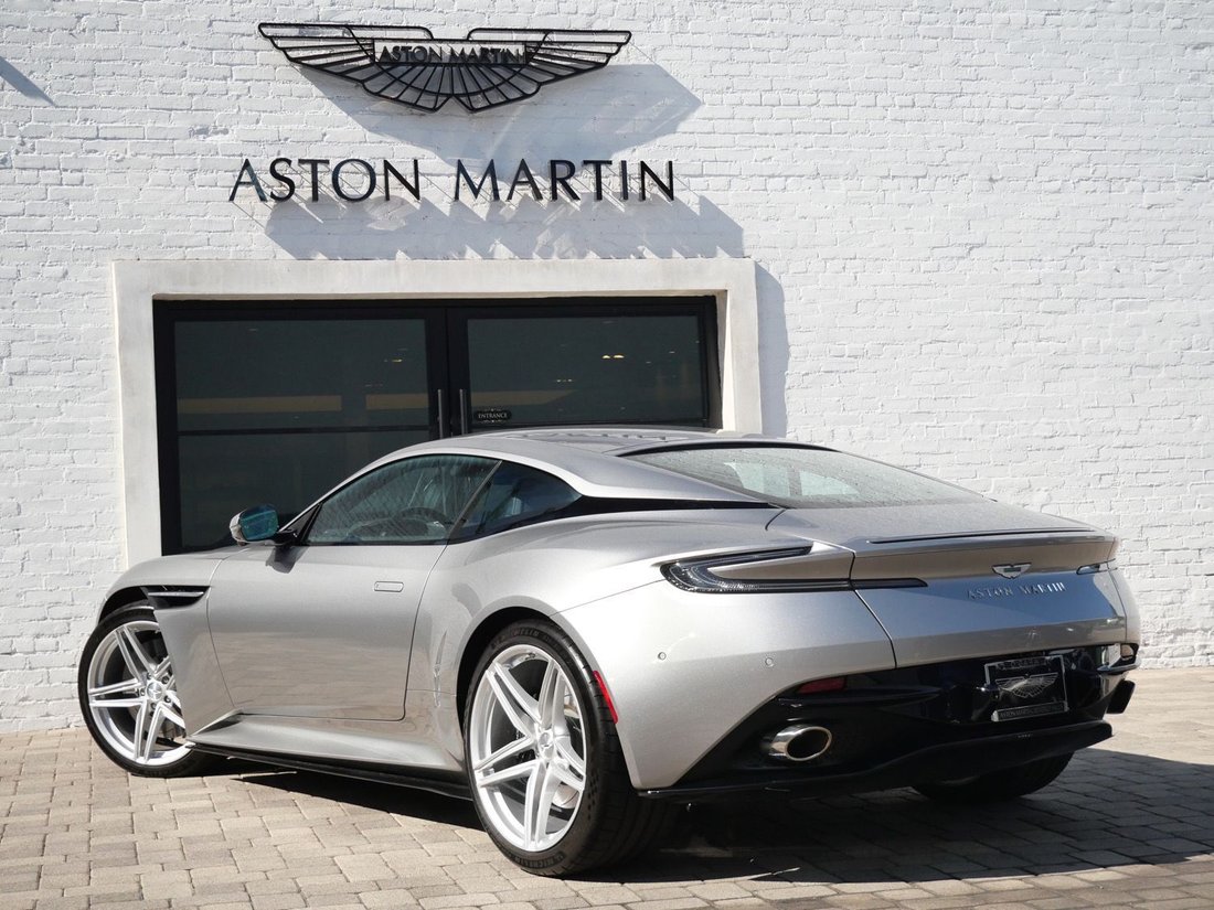 Coupe in Beverly Hills, CA, United States 2 - 18714101
