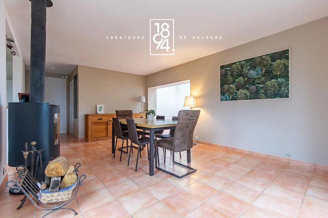 House in Granettes-Jauberte-Sainte Anne, Aix-en-Provence, France 2 - 17693345