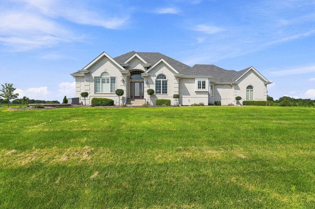 House in Kankakee, Illinois, United States 3 - 18713926