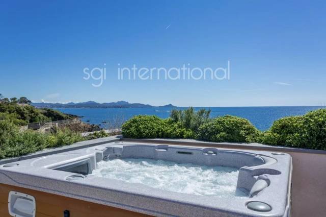 House in Frejus, Provence-Alpes-Côte d'Azur, France 2 - 18521241