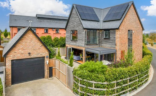House in Woodnesborough, England 1