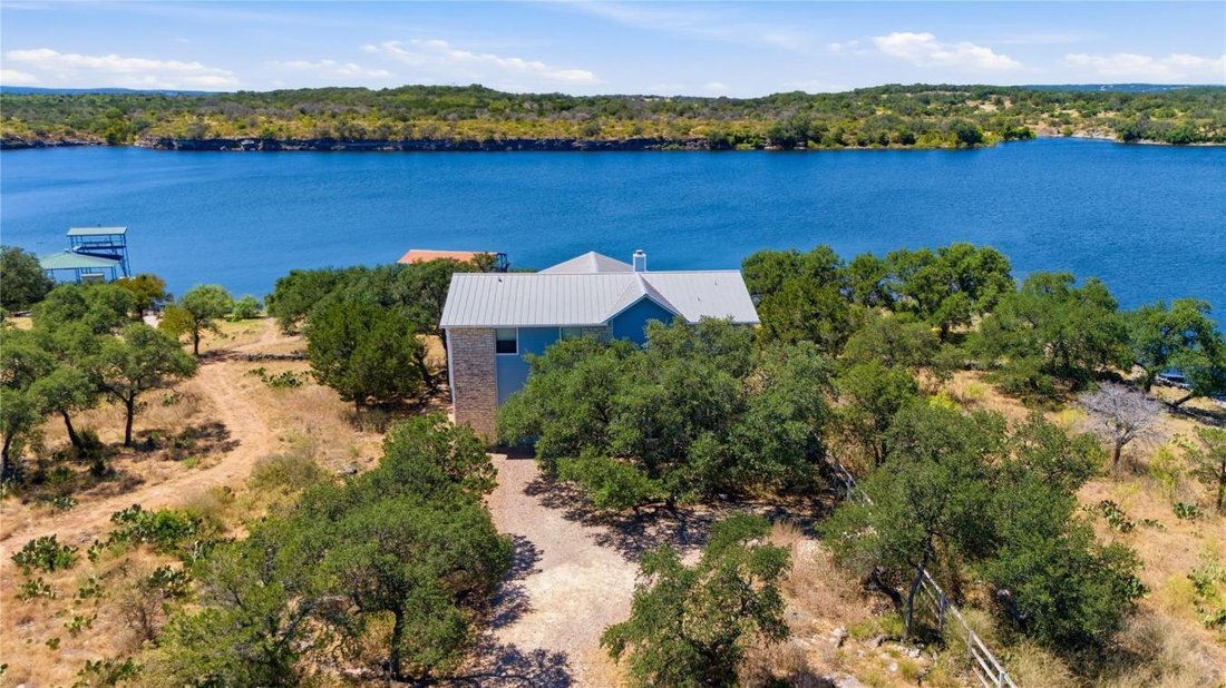 House in Jonestown, Texas, United States 1 - 18709244