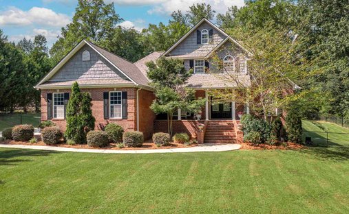 House in Glencoe, Alabama, United States 1