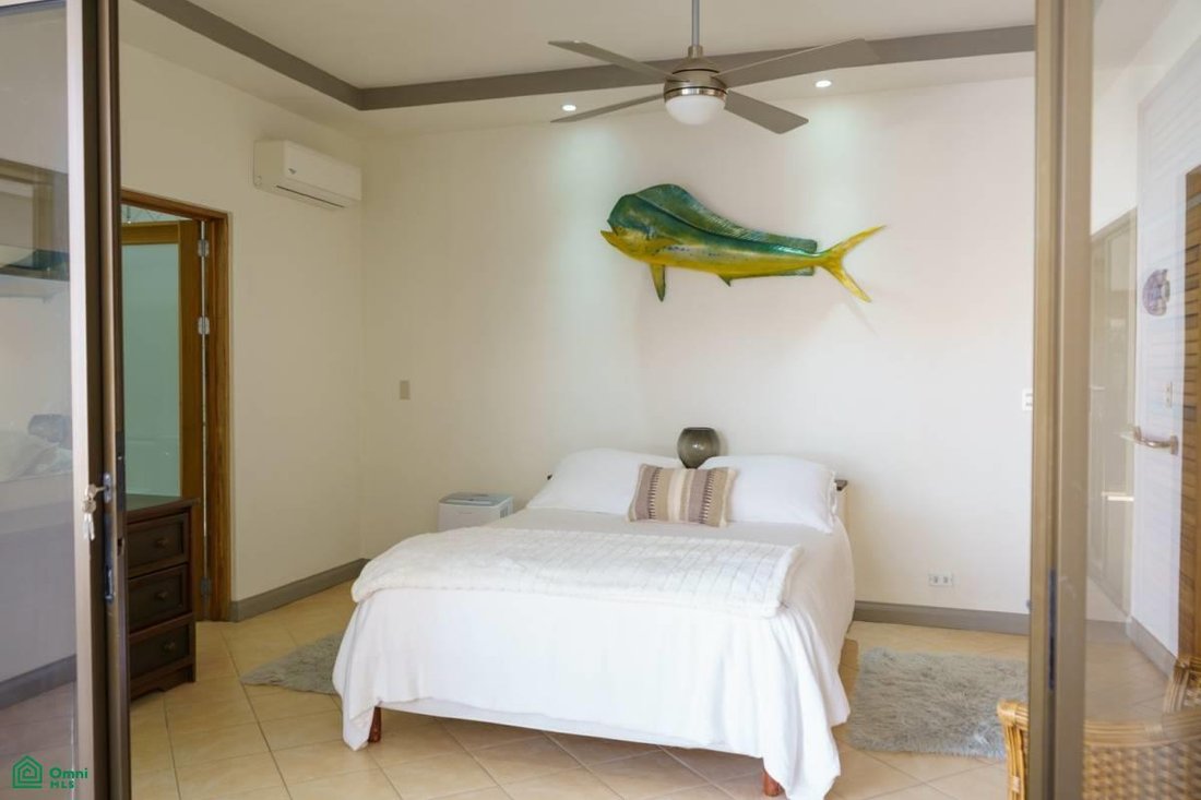 House in Playa Herradura, Puntarenas Province, Costa Rica 4 - 17232047