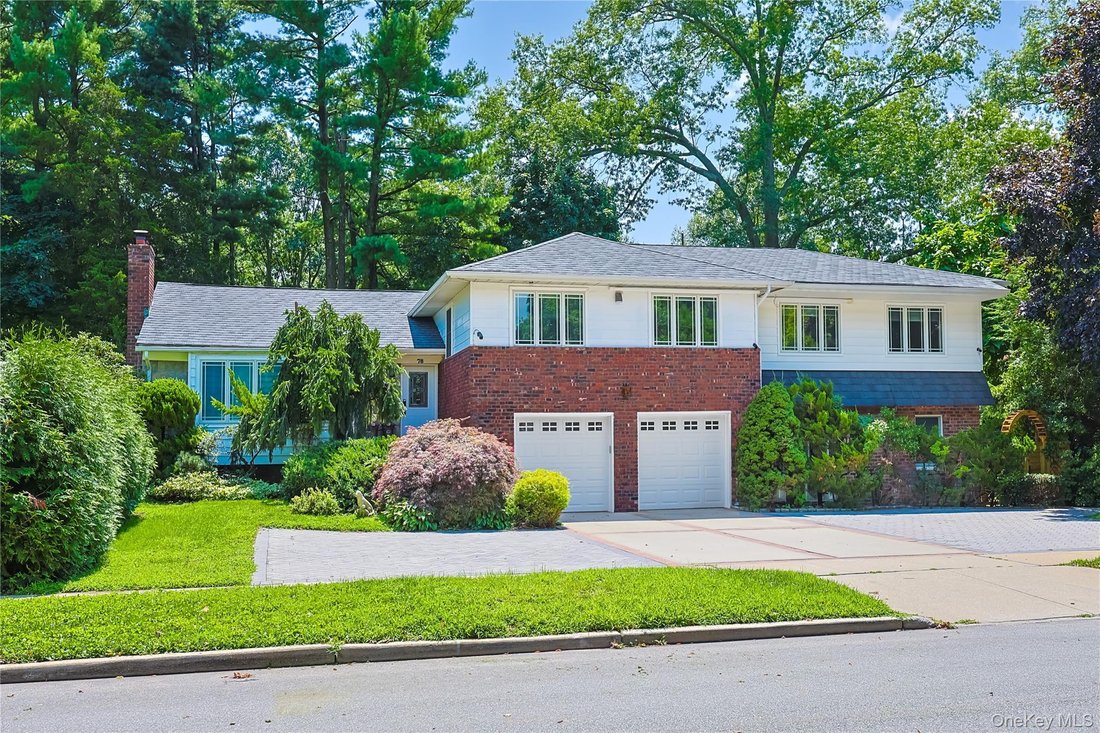 House in Garden City, New York, United States 1 - 18365269