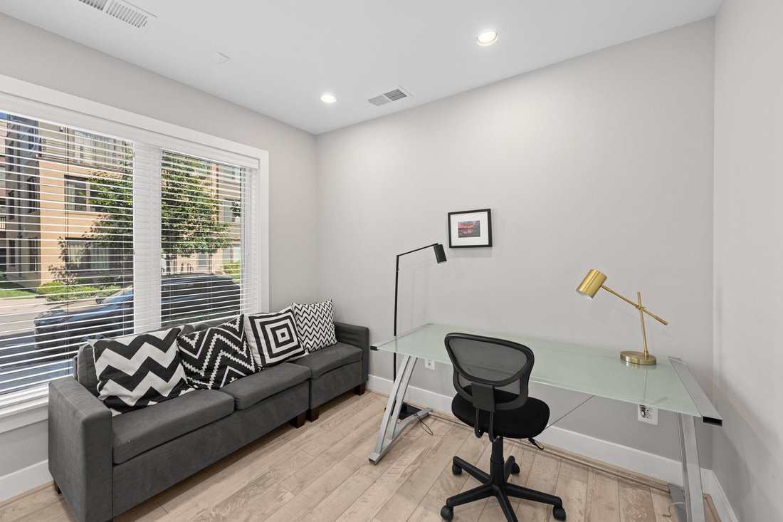 Townhouse in Bethesda, Maryland, United States 5 - 18708934