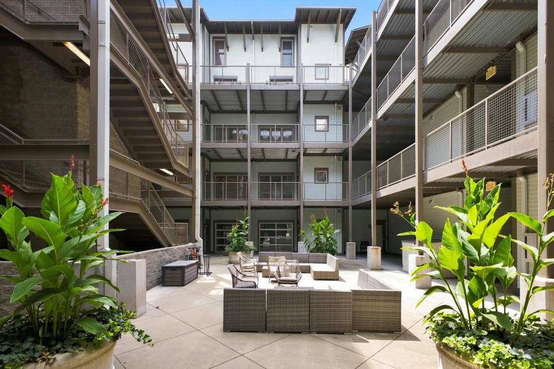 Condo in Nashville, Tennessee, United States 4 - 18708677