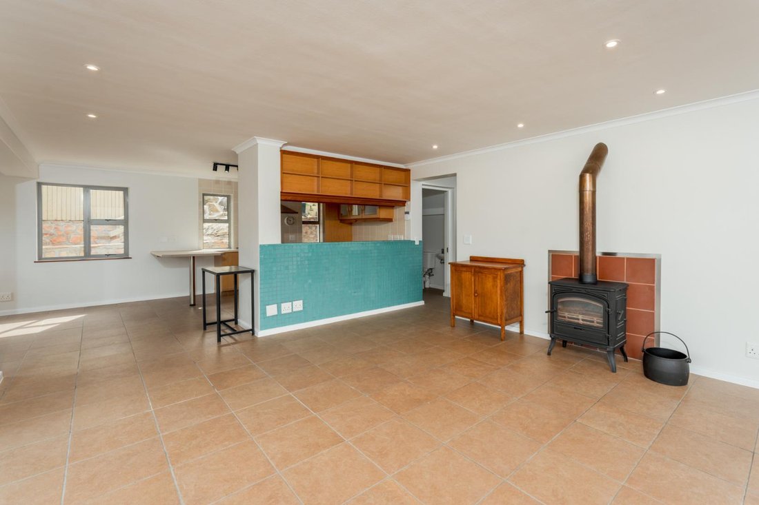 House in Glencairn Heights, Cape Town, South Africa 5 - 18710184