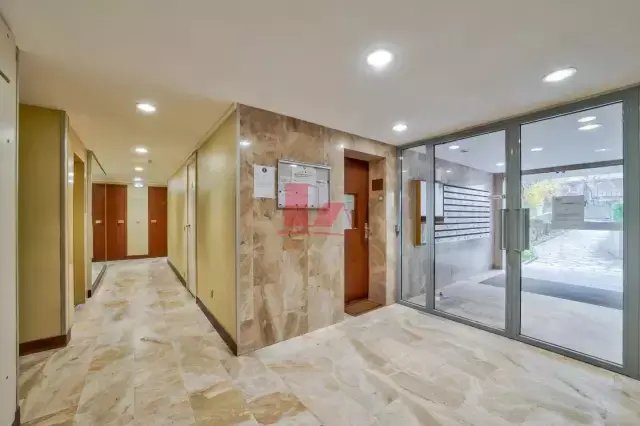Apartment in Espaces Jeunes, Issy-les-Moulineaux, France 3 - 16784753