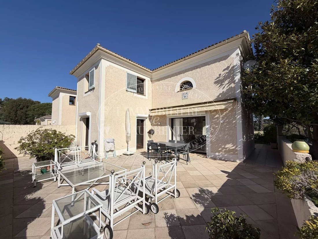 Maison à Route de Grasse, Villeneuve-Loubet, France 2 - 17649889