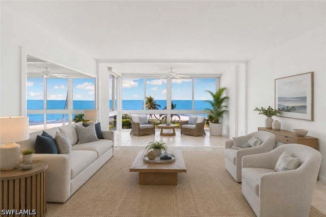 Co Op in Naples, Florida, United States 3 - 18709983