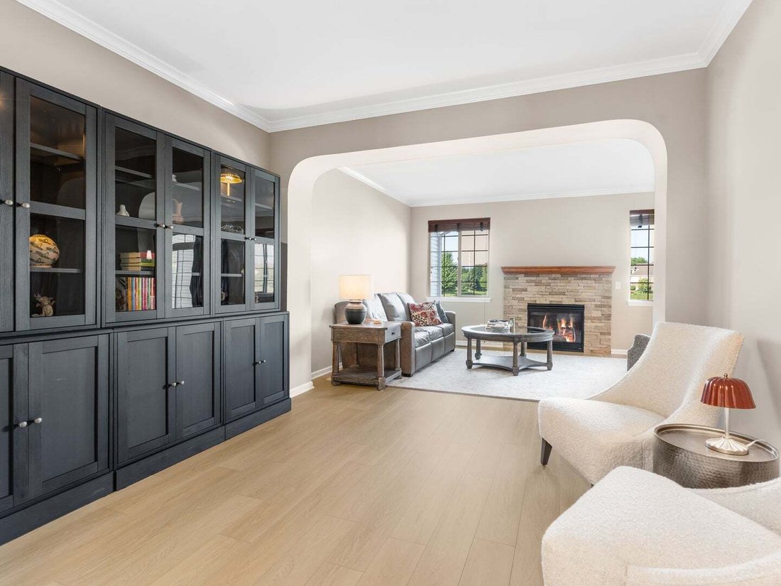 Condo in Naperville, Illinois, United States 4 - 18706252