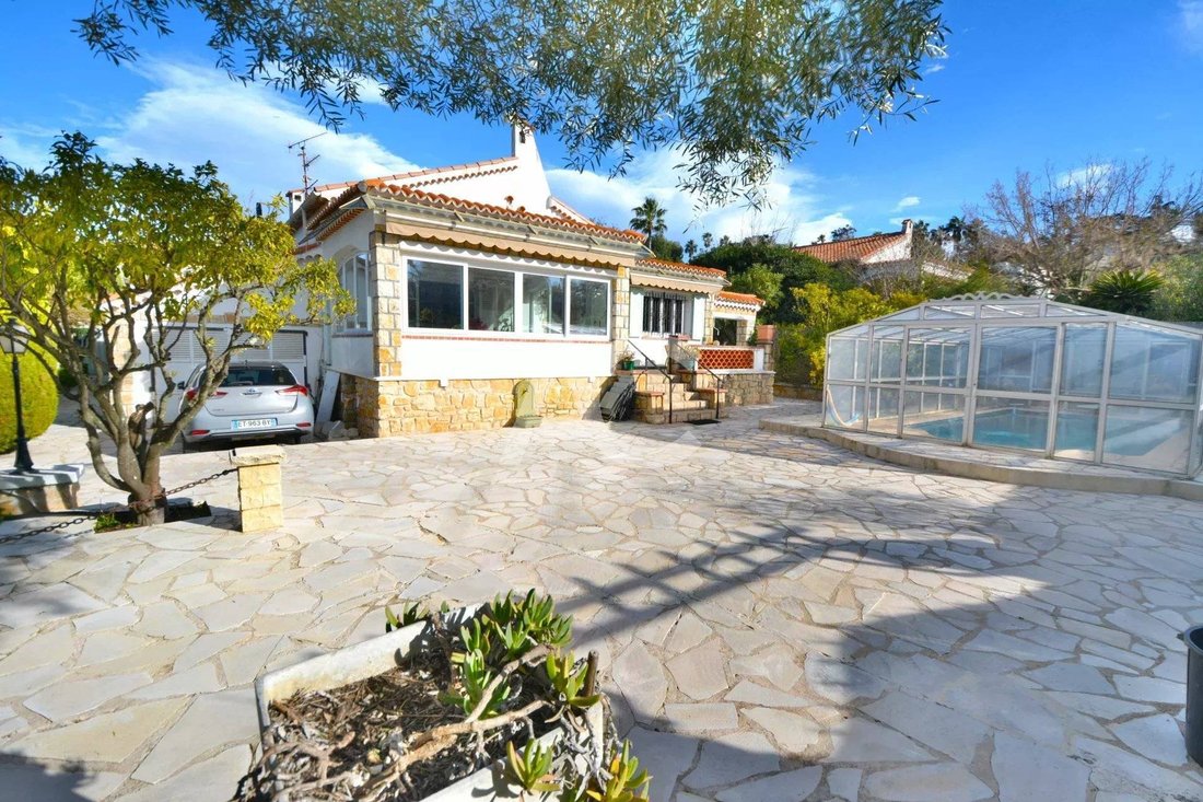 Casa a Les Bastides, Antibes, Francia 1 - 17267576