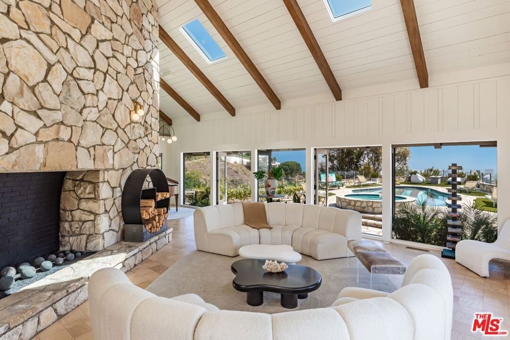 House in Beverly Hills, California, United States 5 - 18705314