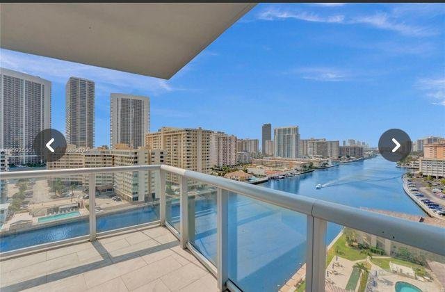Apartment in Hallandale Beach, Florida, United States 4 - 18710346