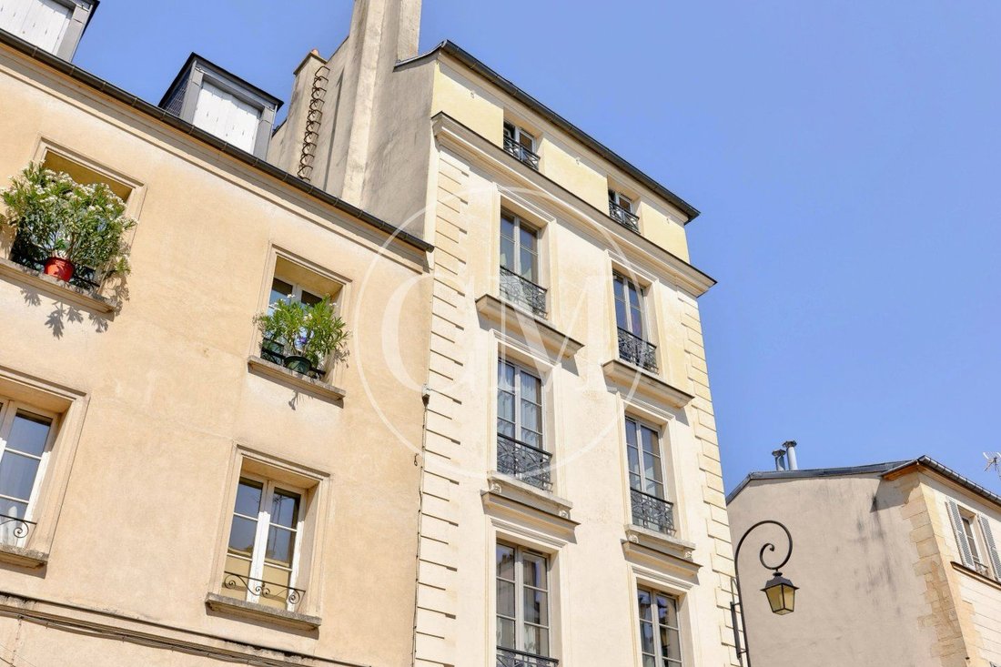 Apartment in Domaine National du Château, Versailles, France 2 - 18715092