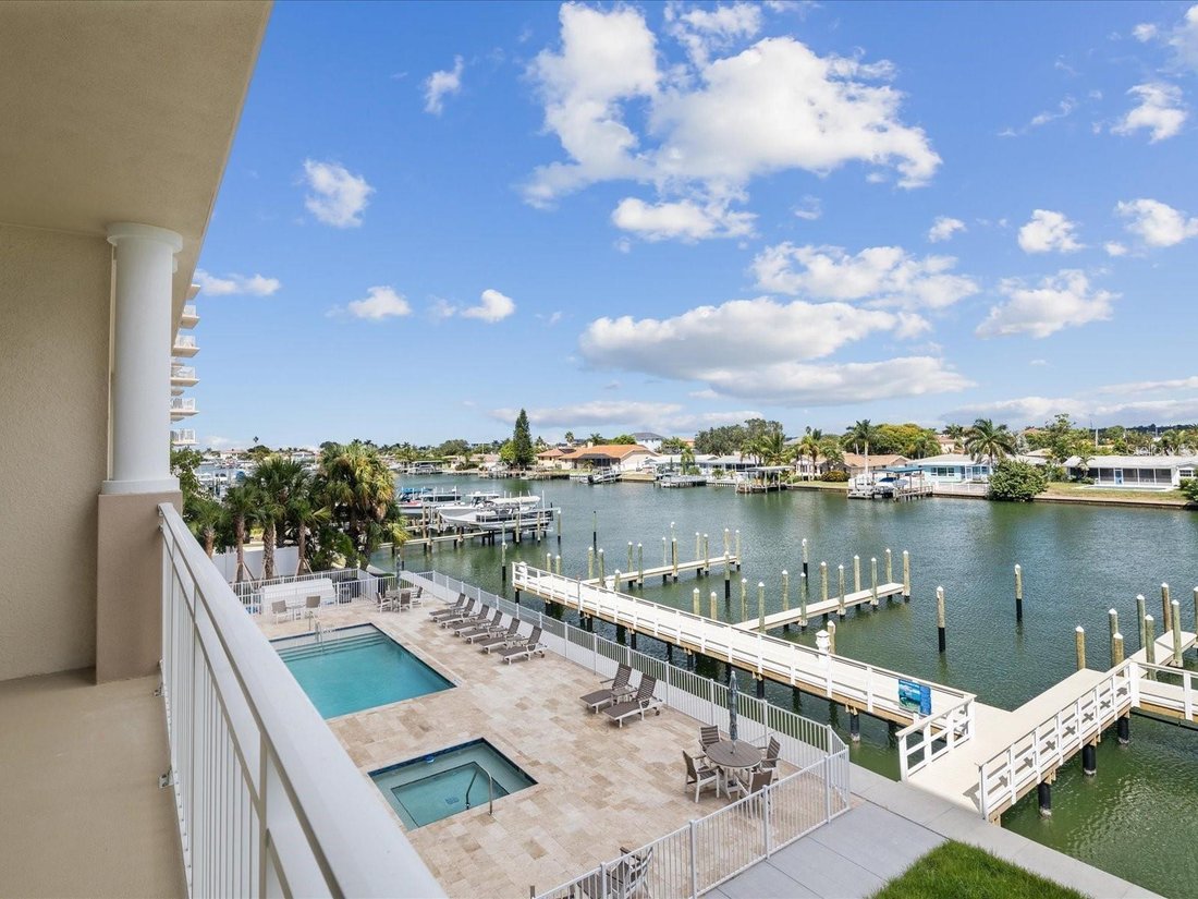 Condo in Clearwater, Florida, United States 4 - 18711344