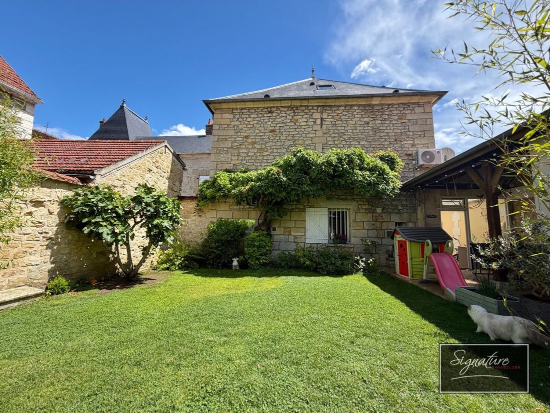 House in Chantilly, Hauts-de-France, France 2 - 18710586