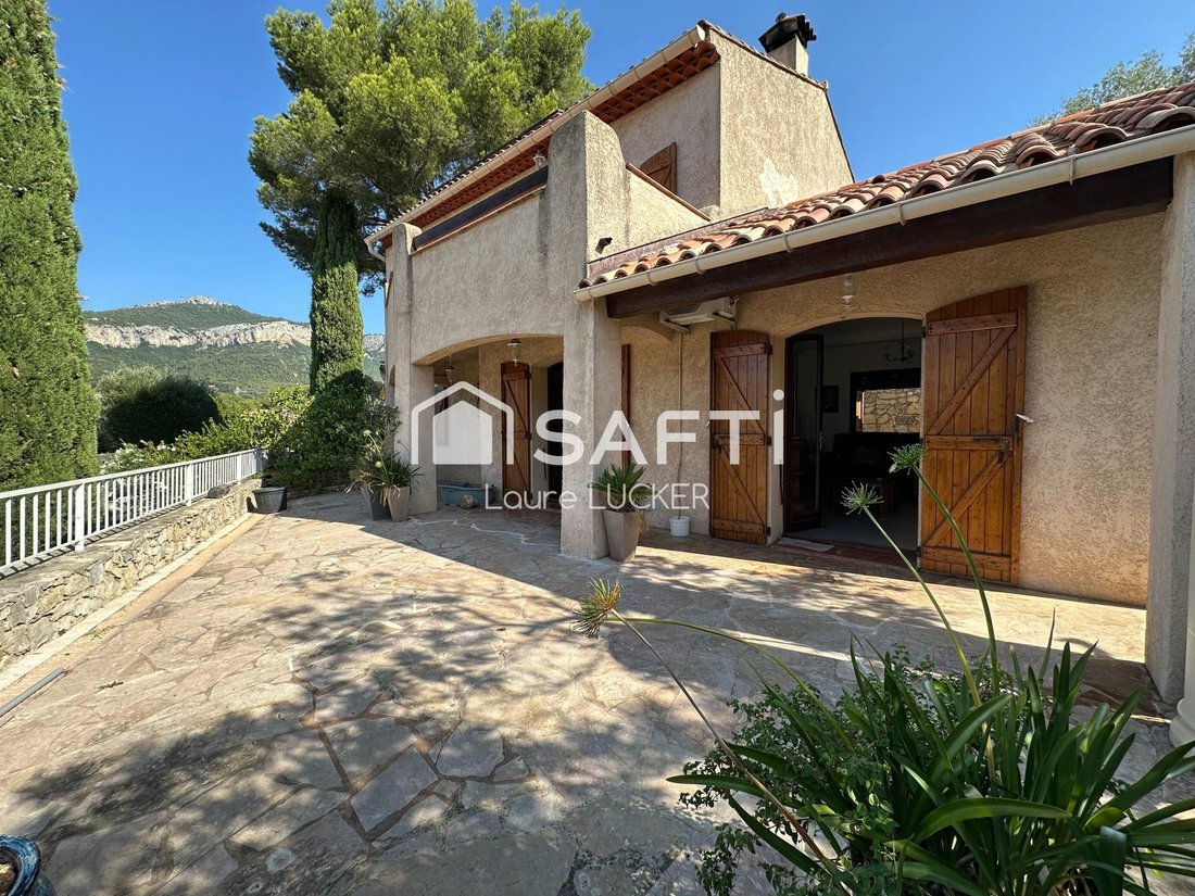 House in Le Revest-les-Eaux, Provence-Alpes-Côte d'Azur, France 3 - 18713621
