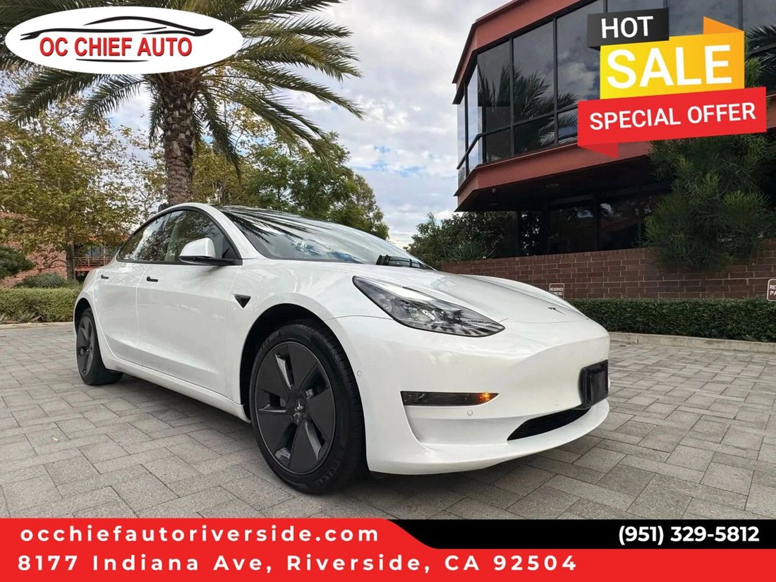 Sedan in Riverside, CA, United States 1 - 18710458