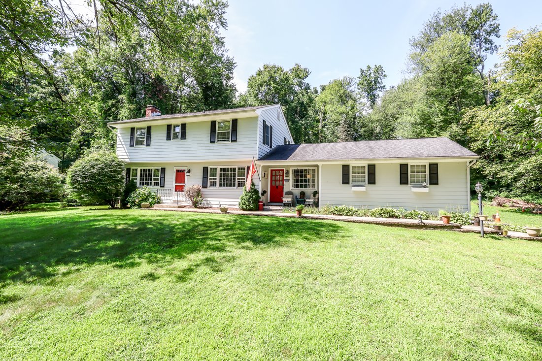 House in Brookfield, Connecticut, United States 1 - 18702454