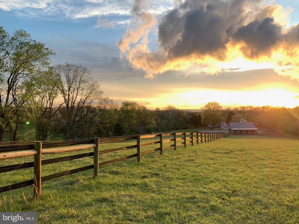 House in Royersford, Pennsylvania, United States 3 - 18703680