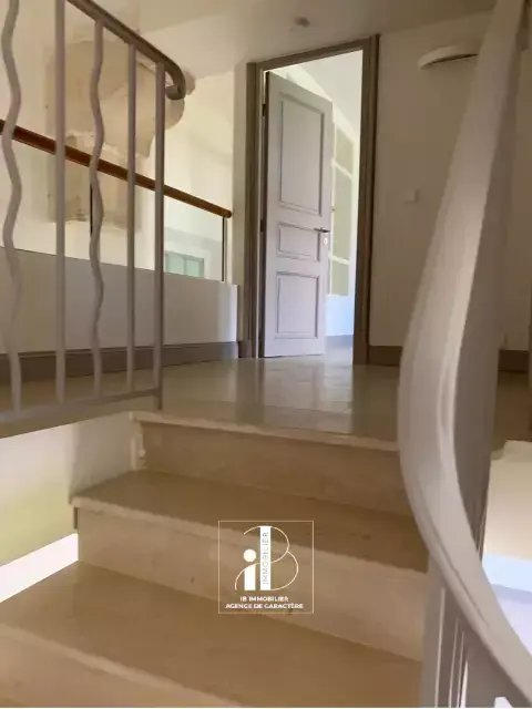 Apartment in Fontainebleau, Ile-de-France, France 4 - 17480573