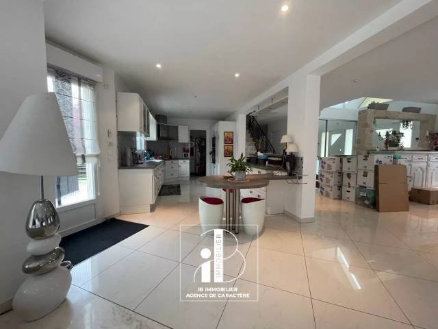 House in Ormesson, Ile-de-France, France 5 - 16327694