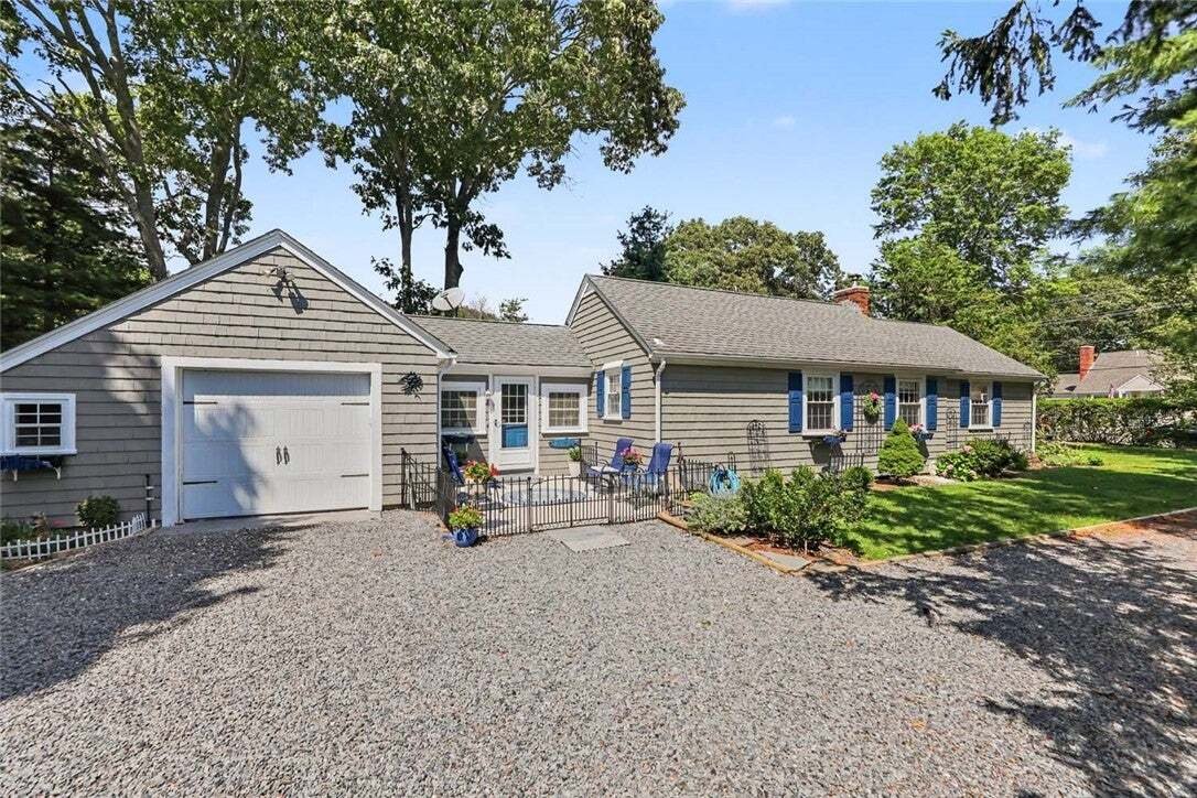 House in Barrington, Rhode Island, United States 1 - 18713062