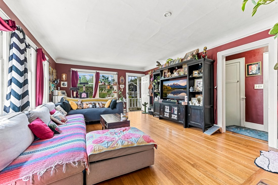 House in Seattle, Washington, United States 4 - 18704635