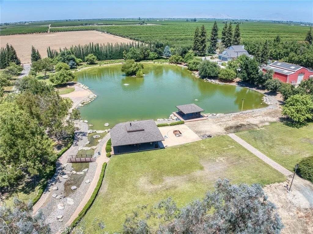 Casa a Kingsburg, California, Stati Uniti 2 - 18705984