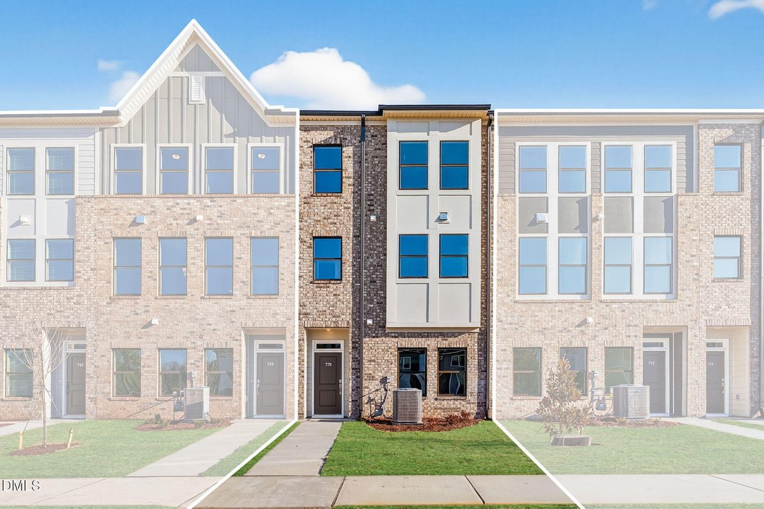 Townhouse in Cary, North Carolina, United States 3 - 18710163