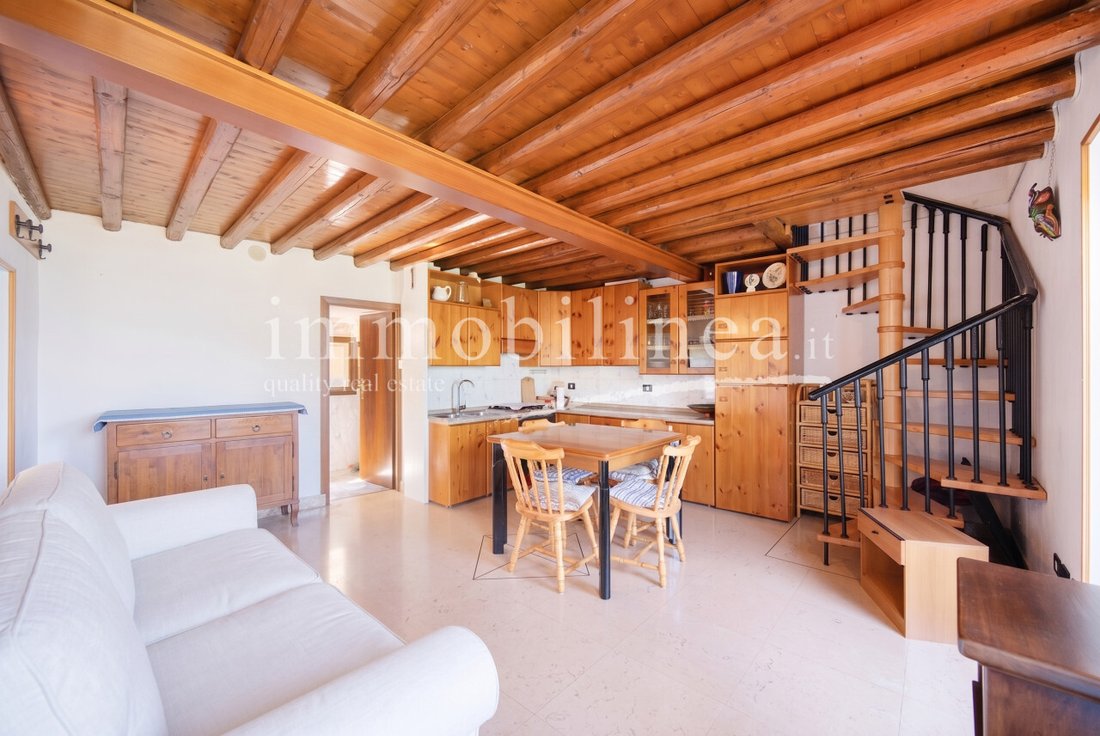 Country House in Torri del Benaco, Veneto, Italy 5 - 18701481