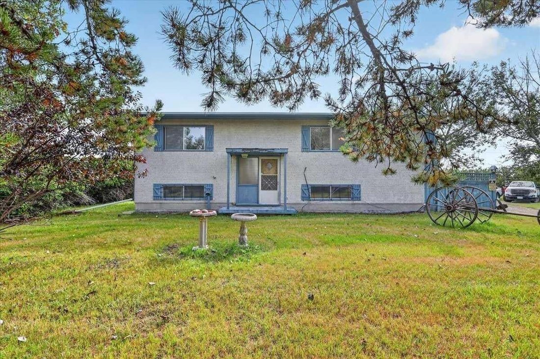 House in Chestermere, Alberta, Canada 4 - 18711813