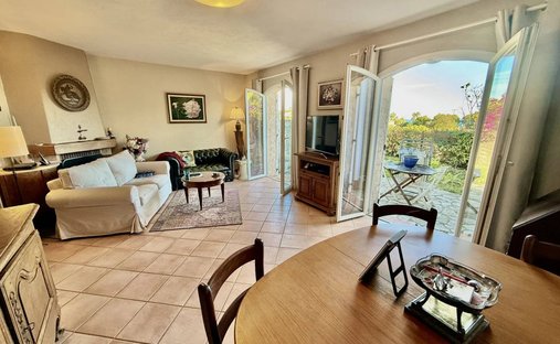 House in Les Bastides, Antibes, France 1