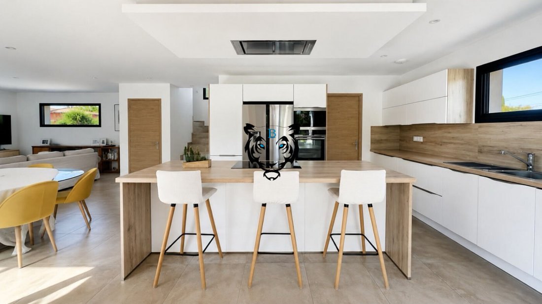 House in Partie Nord-Ferrieres-Cadenades-Rouviere, Le Muy, France 5 - 18709196