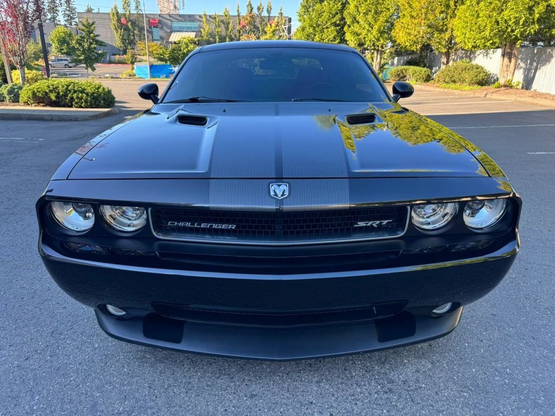 Coupe in Bellevue, WA, United States 3 - 18707475