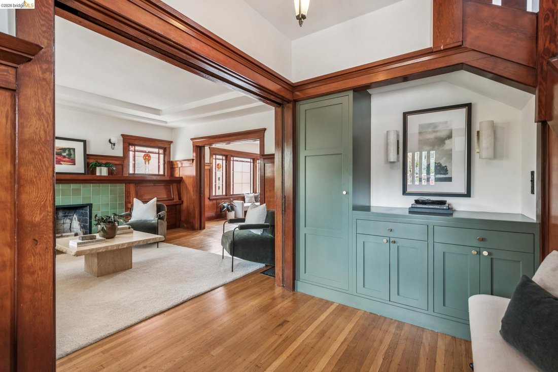 House in Oakland, California, United States 5 - 18705651