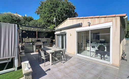 Villa in Saint-Savournin, Provence-Alpes-Côte d'Azur, France 1