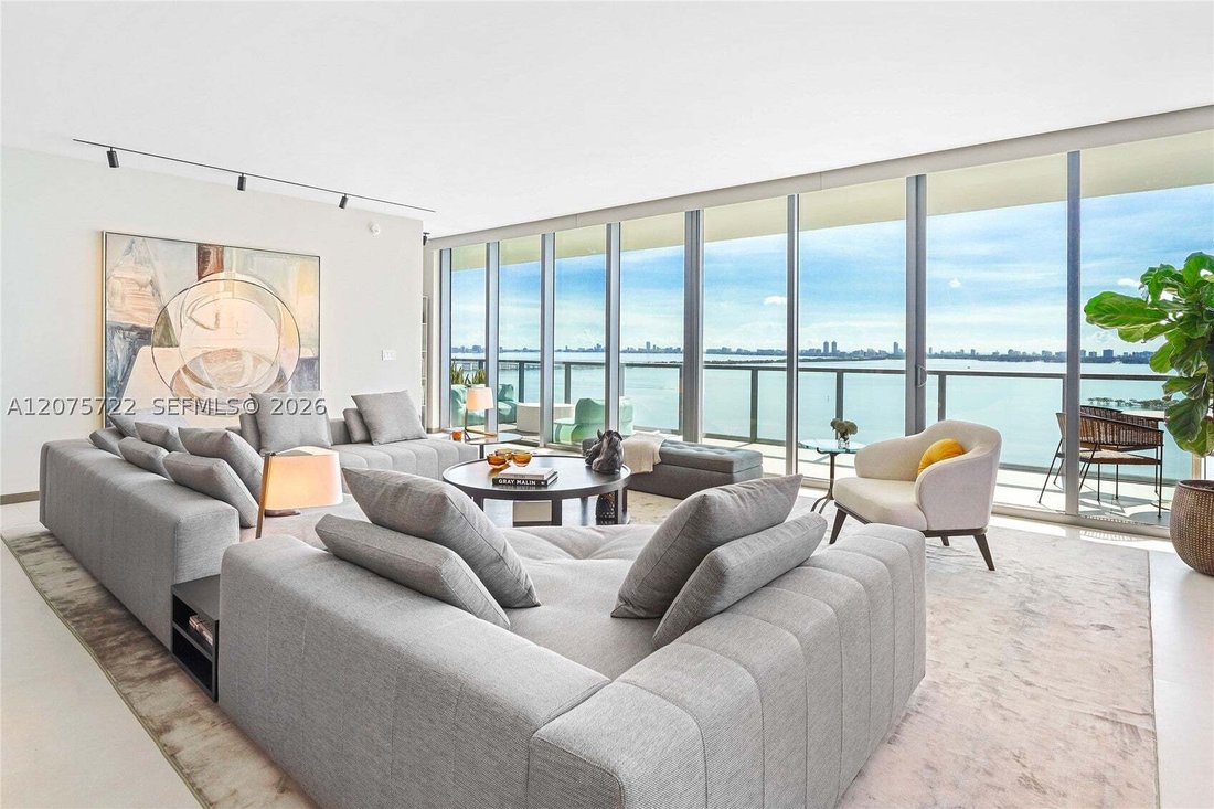 Condo in Miami, Florida, United States 1 - 18711419