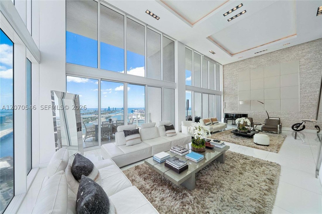 Condo in Miami, Florida, United States 2 - 18703127