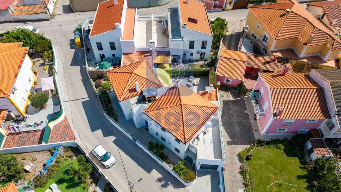 Villa in Silveira, Lisbon, Portugal 2 - 18707244