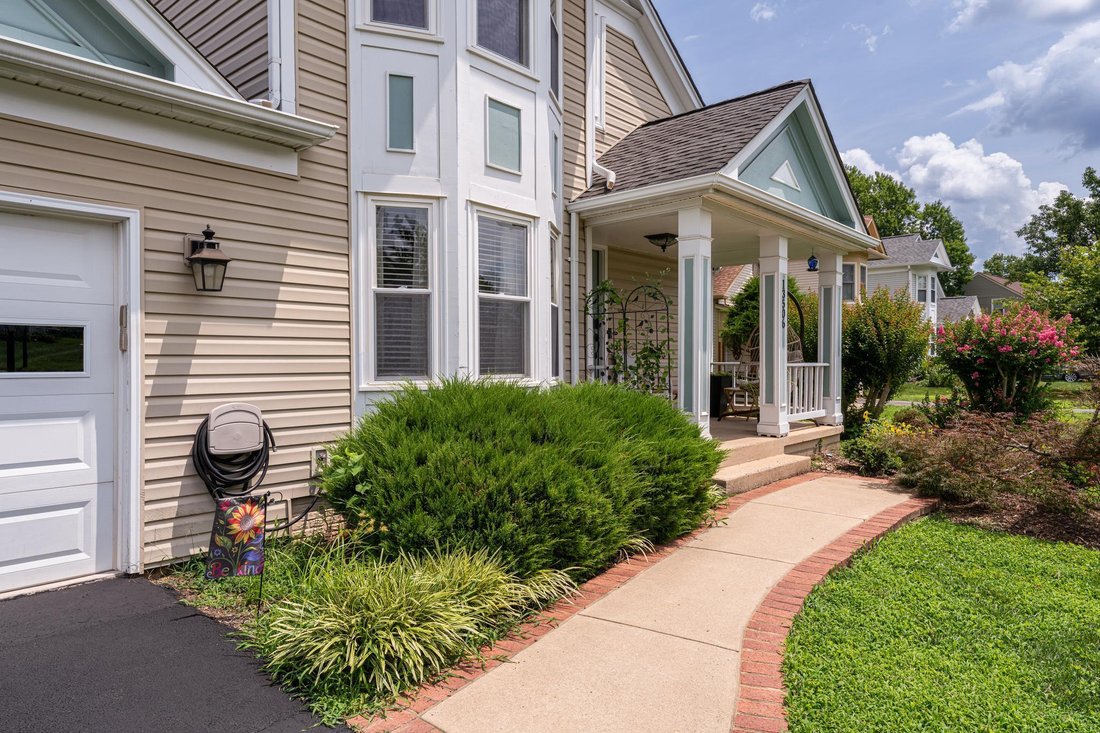 House in Herndon, Virginia, United States 3 - 18704689