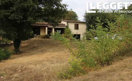 Villa in Vagnas, Auvergne-Rhône-Alpes, France 1