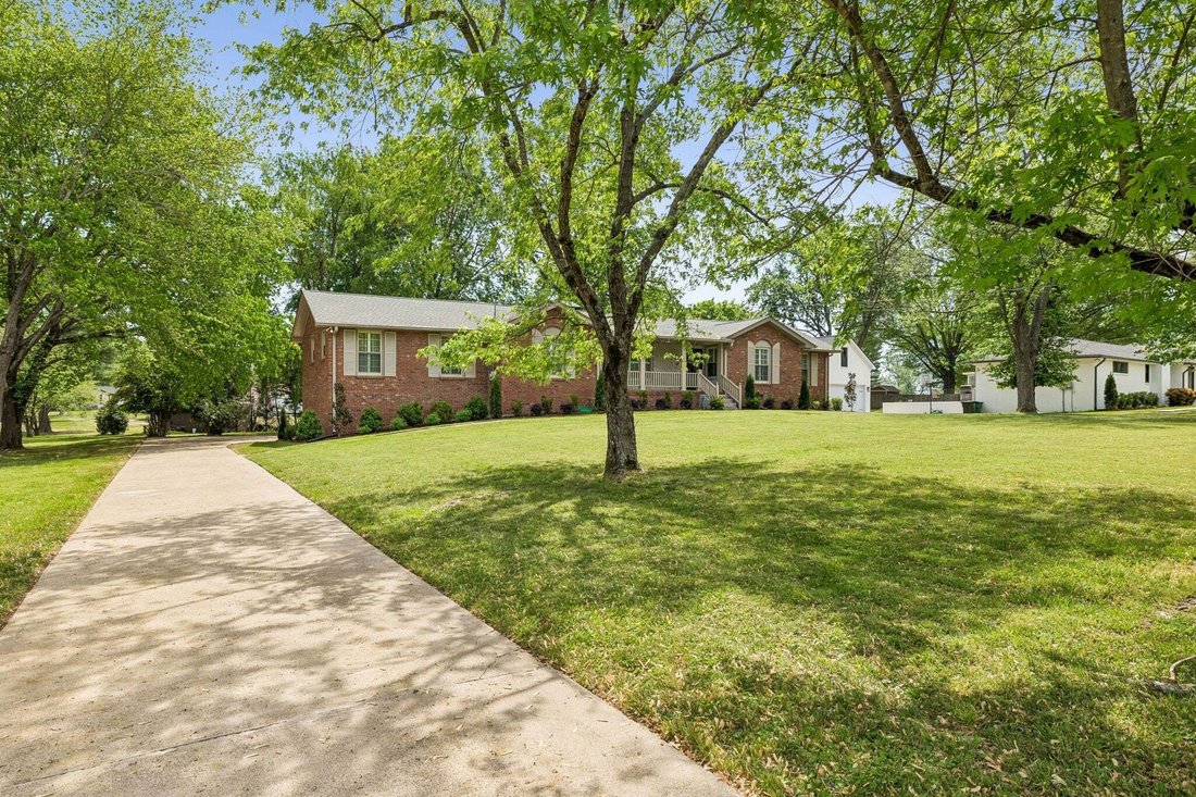 House in Hendersonville, Tennessee, United States 4 - 18703492