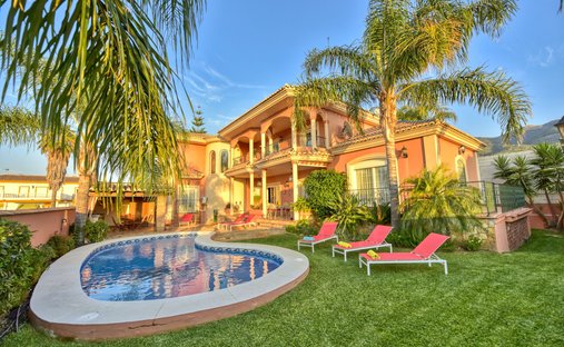 Villa in Alhaurin el Grande, Andalusia, Spain 1