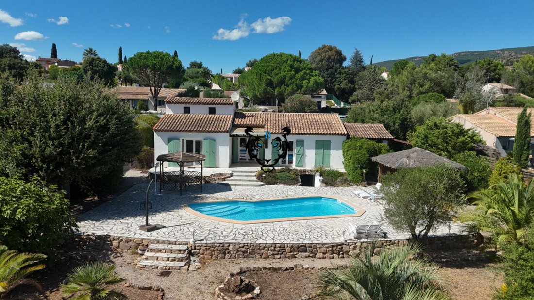 Casa en Ecarts, Roquebrune-sur-Argens, Francia 1 - 18709195