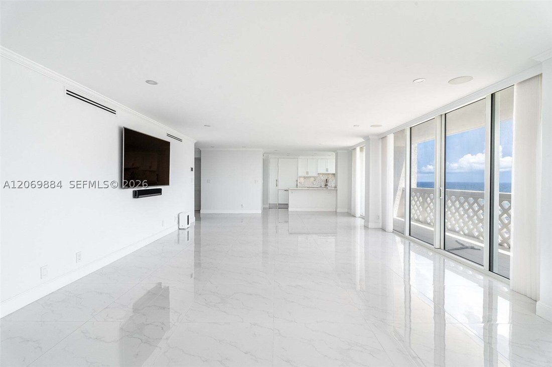 Condo in Boca Raton, Florida, United States 5 - 18711411