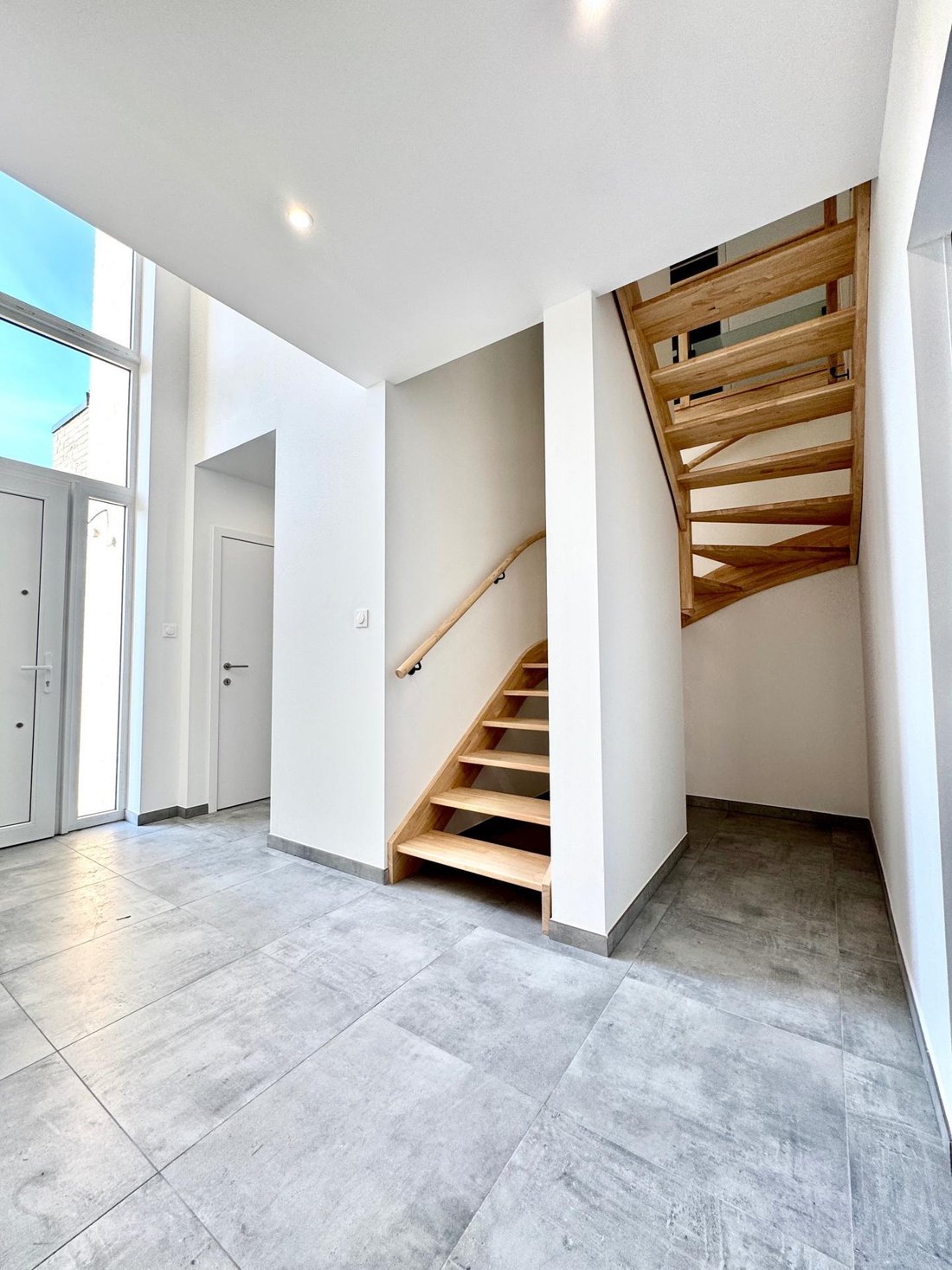 House in Labourse, Hauts-de-France, France 2 - 18713626