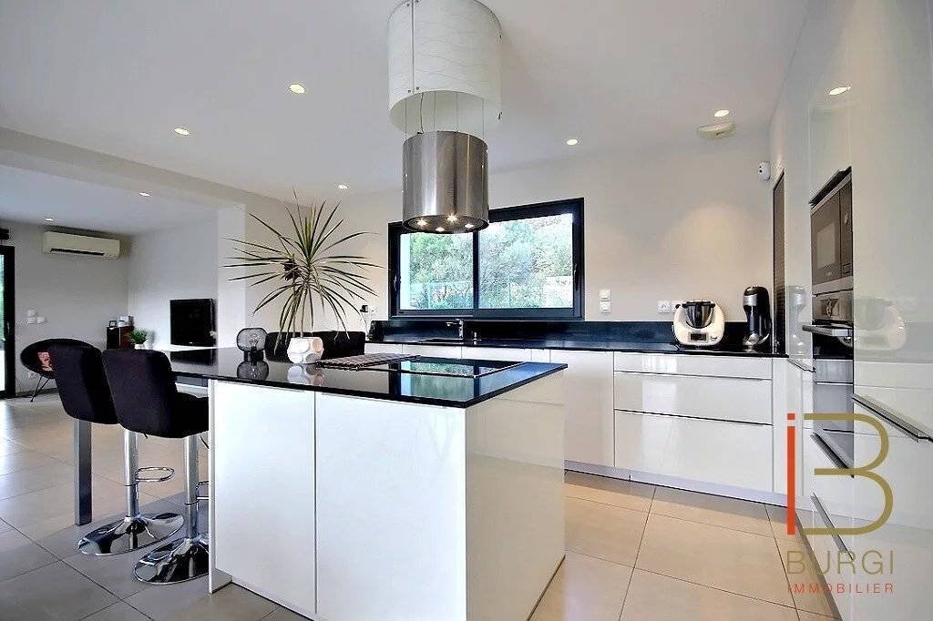 Haus in Ecarts, Roquebrune-sur-Argens, Frankreich 2 - 16784634